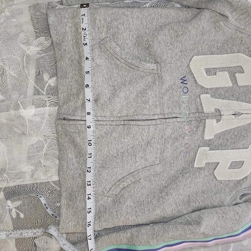 GAP hooded sweater XXL/14-16 with sherpa lining